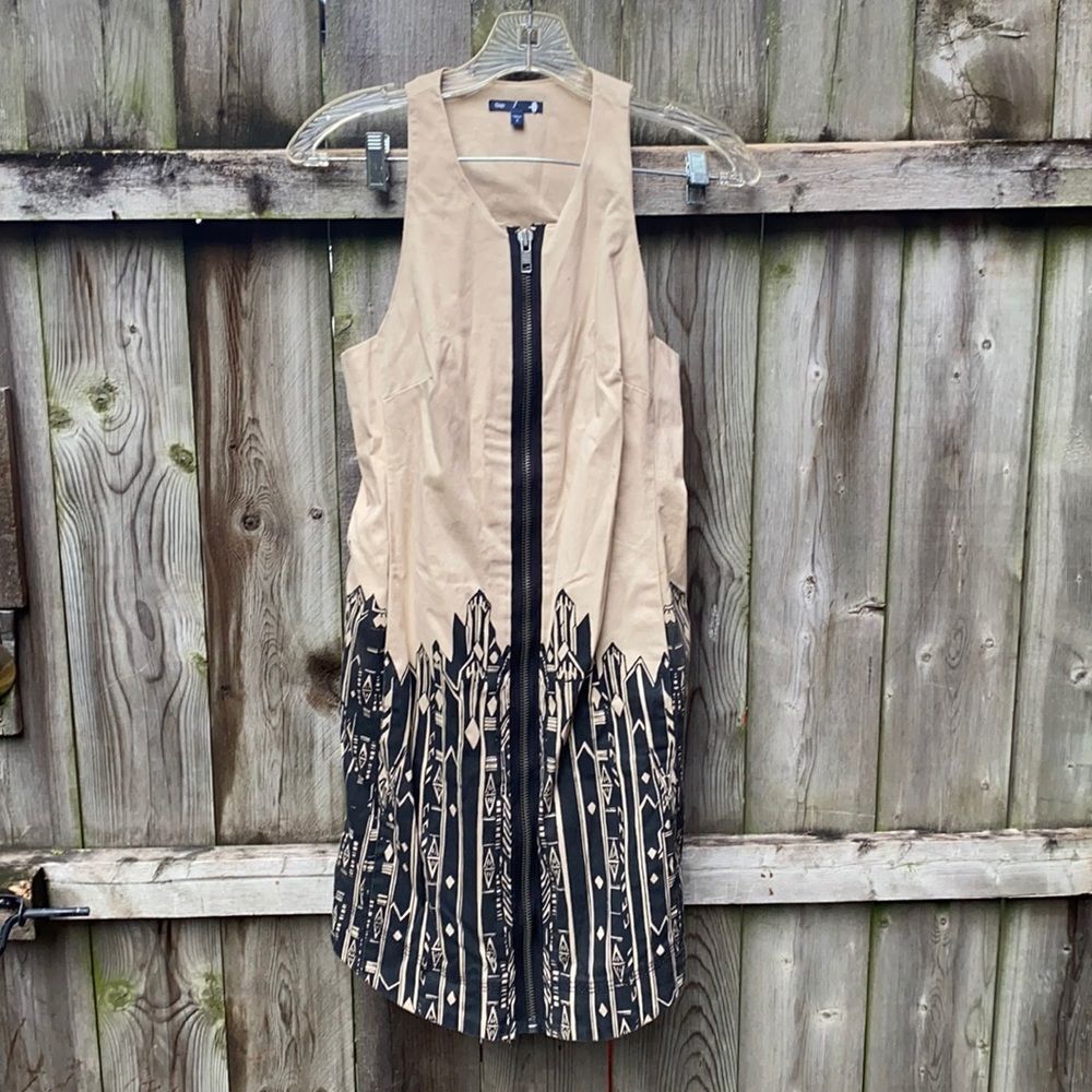 Gap zip up dress sz. 6